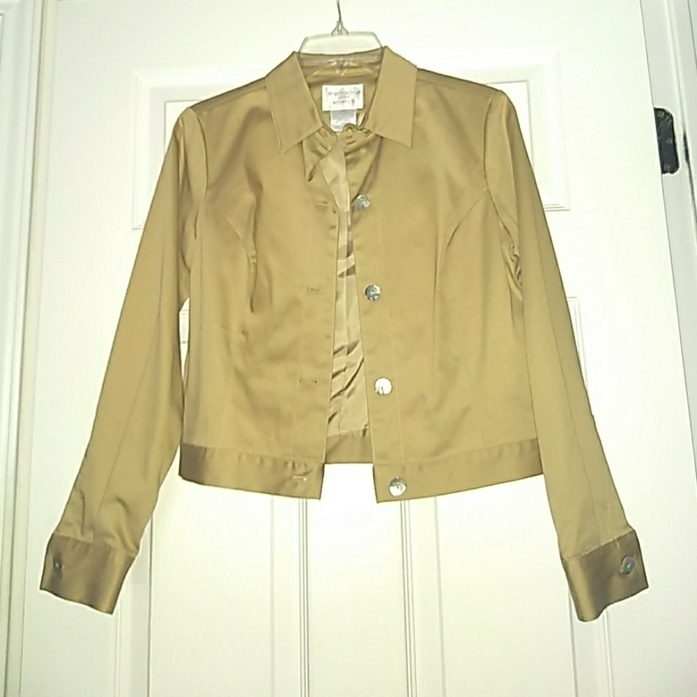 Worthington Tan 4P cropped blazer